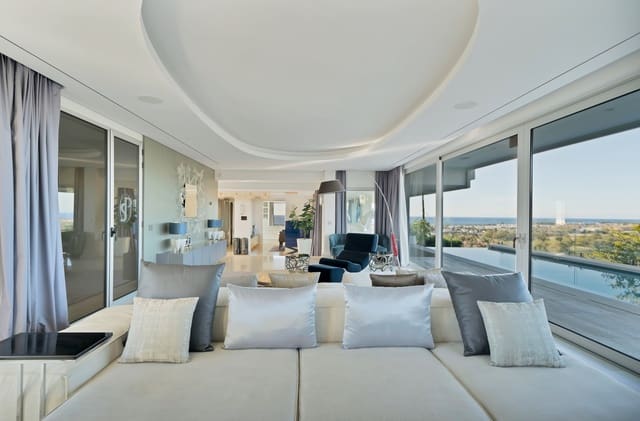 Chalet de 5 habitaciones en Nueva Andalucía Centro, Marbella en venta con piscina garaje - 3.990.000 € (Ref: 10186463)