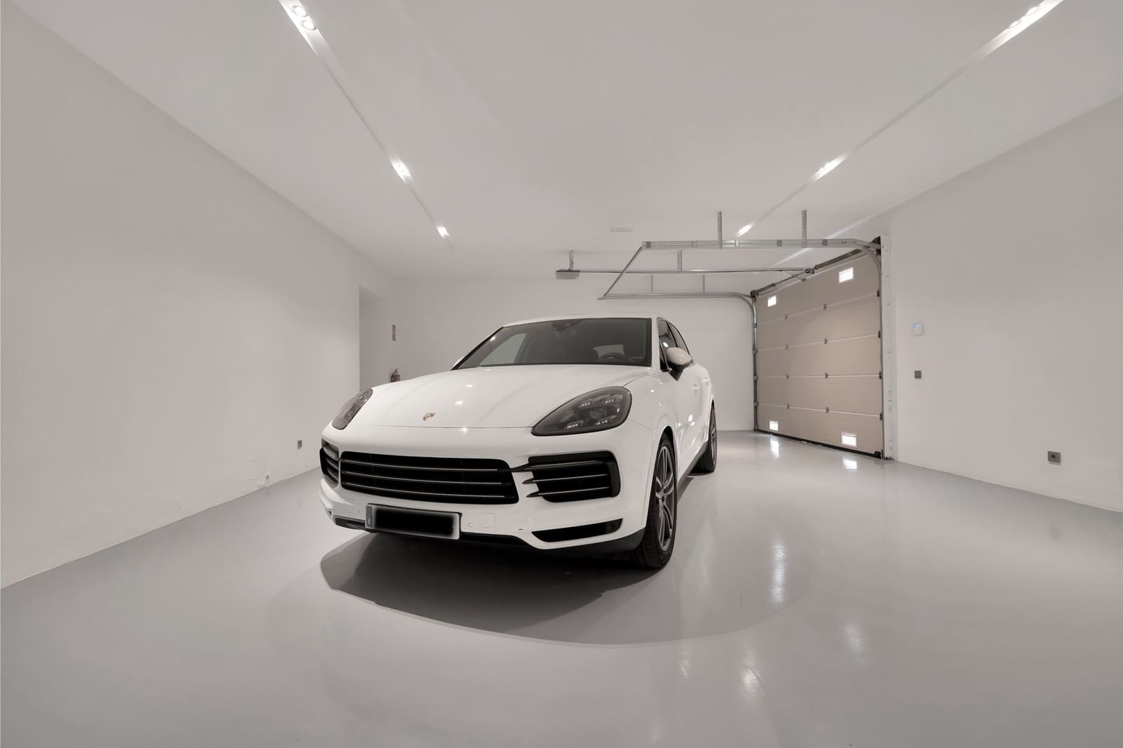 5 chambre Villa/Maison à vendre à Nueva Andalucia avec piscine garage - 3 990 000 € (Ref: 10186463)