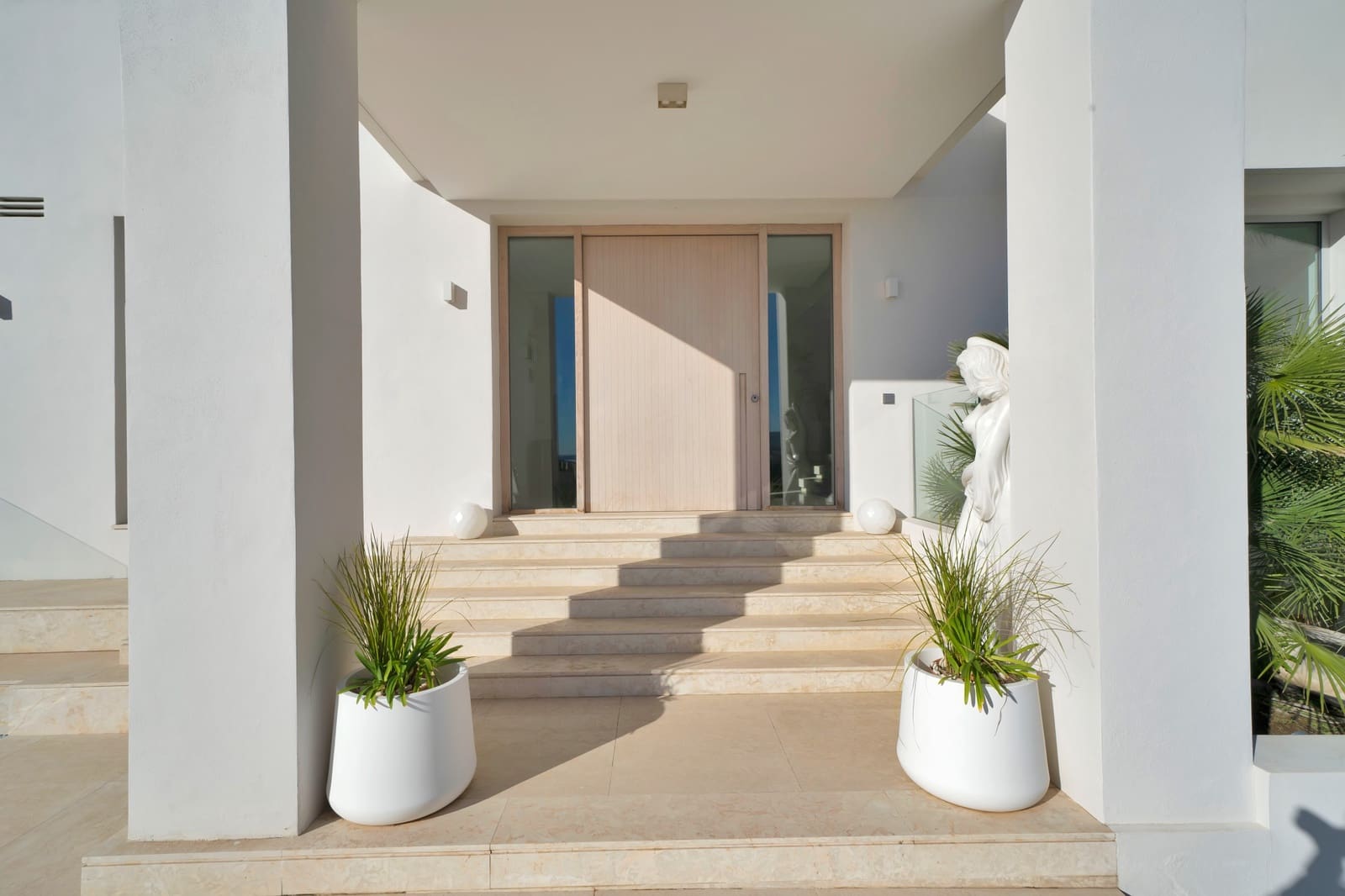 5 chambre Villa/Maison à vendre à Nueva Andalucia avec piscine garage - 3 990 000 € (Ref: 10186463)