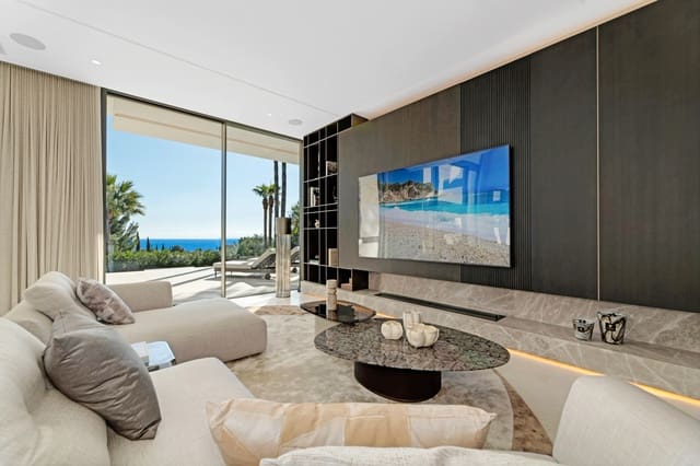 Chalet de 6 habitaciones en Sierra Blanca, Marbella en venta con piscina garaje - 14.950.000 € (Ref: 10186464)