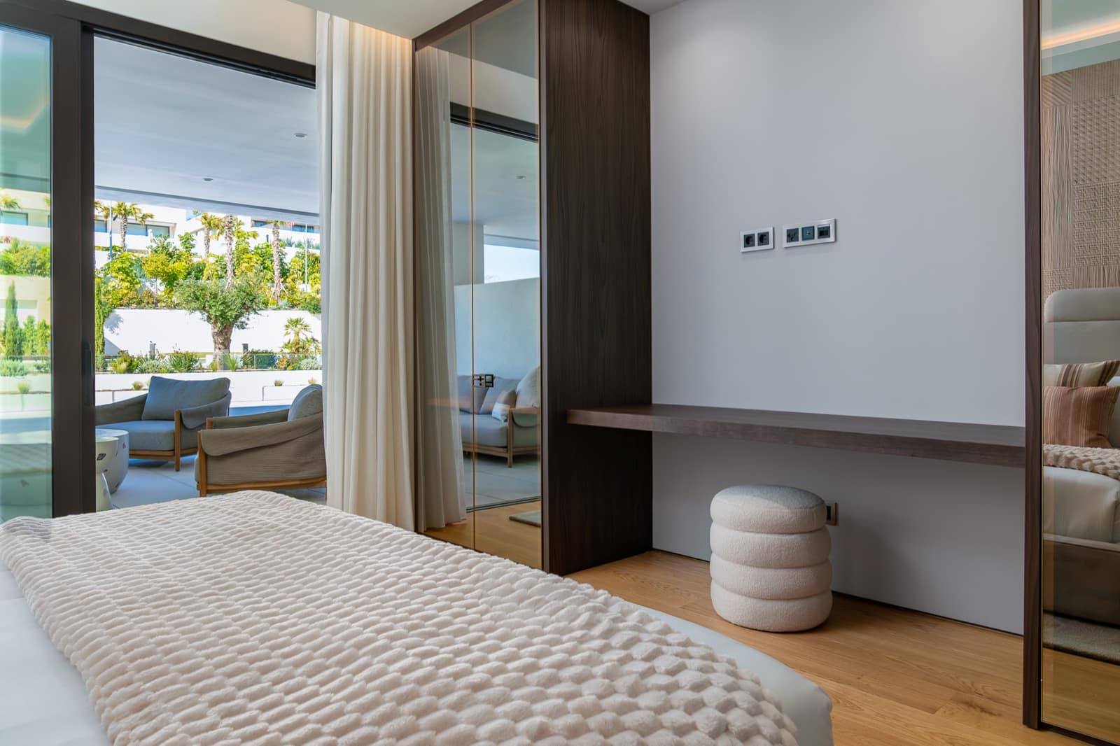 4 chambre Appartement à vendre à Marbella avec piscine garage - 4 300 000 € (Ref: 10186466)