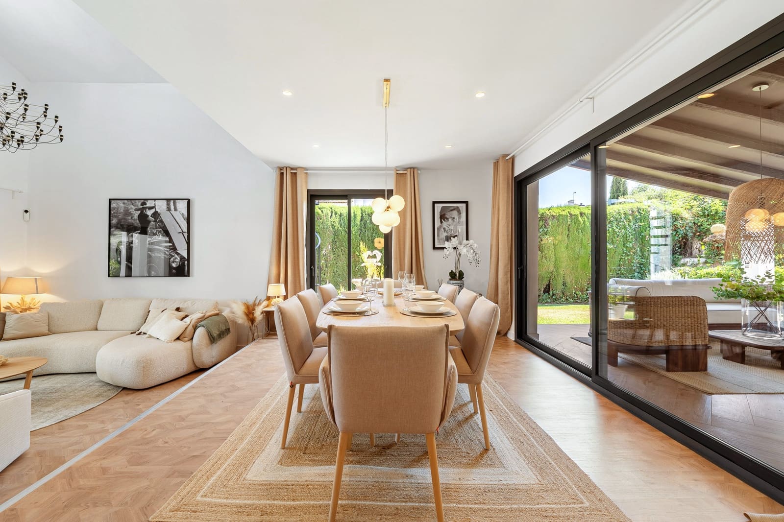 4 soveværelse Villa til salg i Marbella med swimmingpool garage - € 2.700.000 (Ref: 10186469)