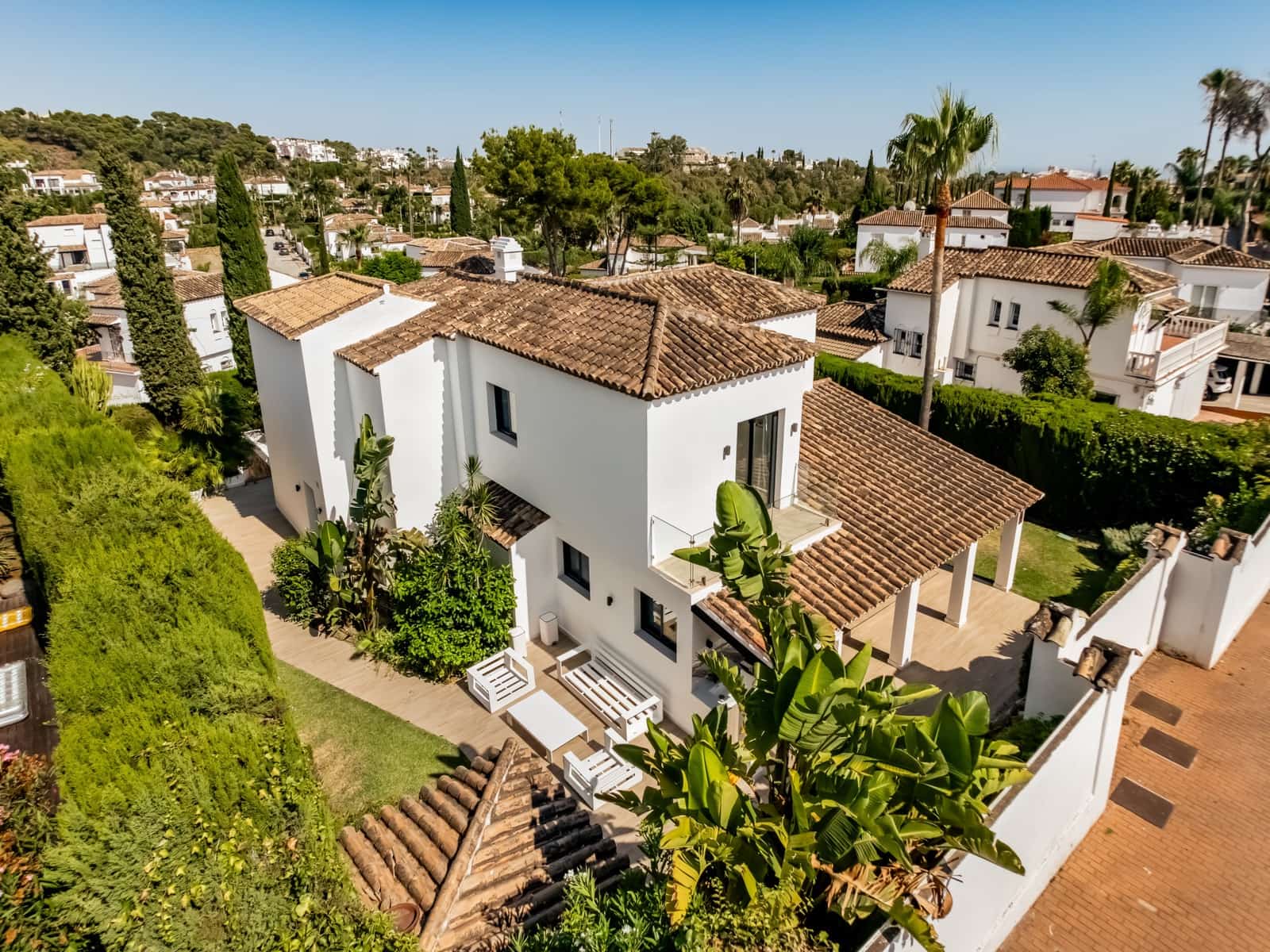 4 soveværelse Villa til salg i Marbella med swimmingpool garage - € 2.700.000 (Ref: 10186469)