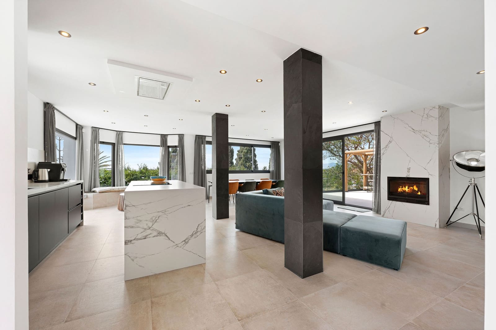 4 makuuhuone Huvila myytävänä paikassa Marbella mukana uima-altaan 
autotalli - 2 195 000 € (Ref: 10186478)