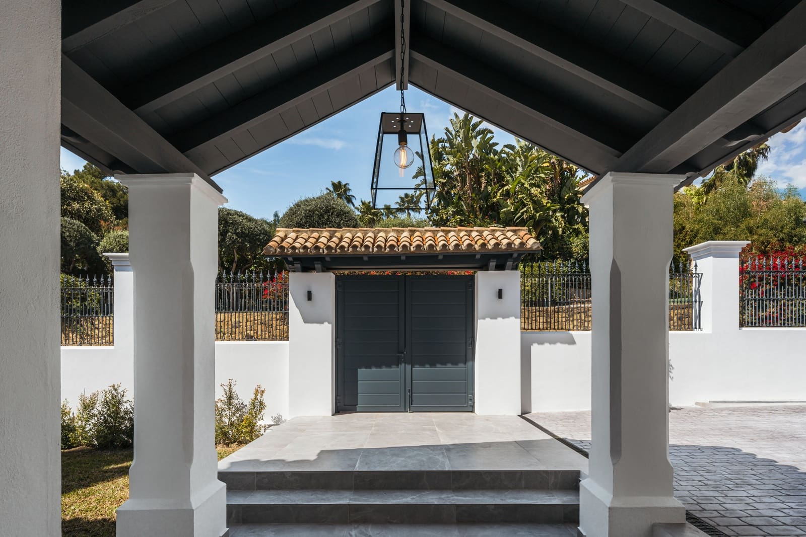 5 Zimmer Villa zu verkaufen in Marbella mit Pool Garage - 6.980.000 € (Ref: 10186491)