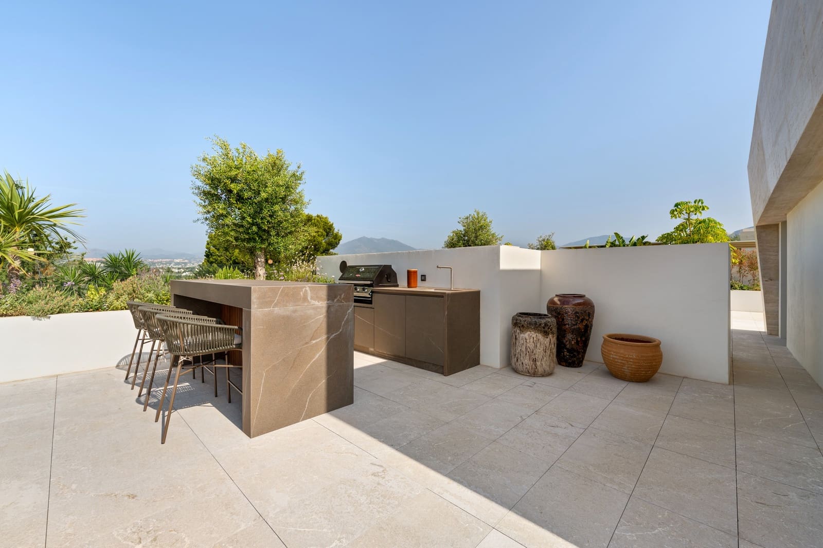 4 chambre Penthouse à vendre à Marbella avec piscine garage - 11 900 000 € (Ref: 10186498)