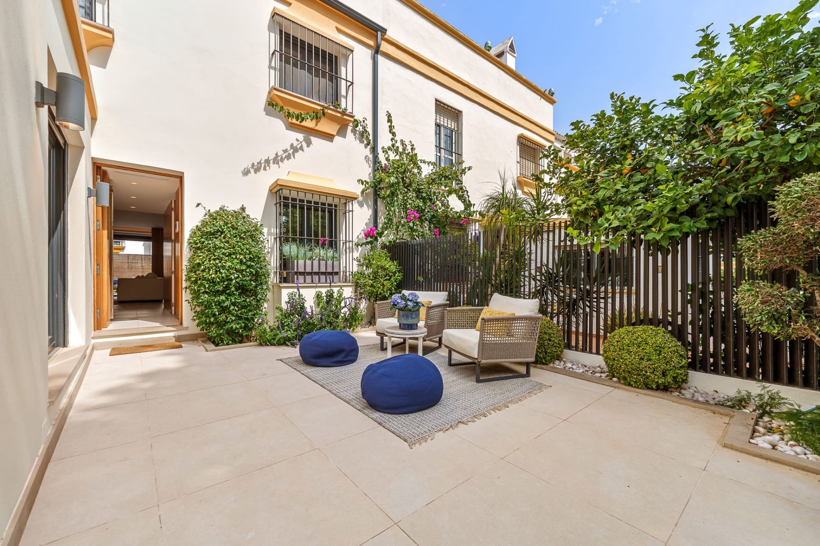 4 bedroom Townhouse for sale in Marbella with garage - € 2,895,000 (Ref: 10186500)