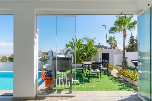 4 bedroom Villa for sale in Torrevieja with pool garage - € 949,999 (Ref: 10008323)