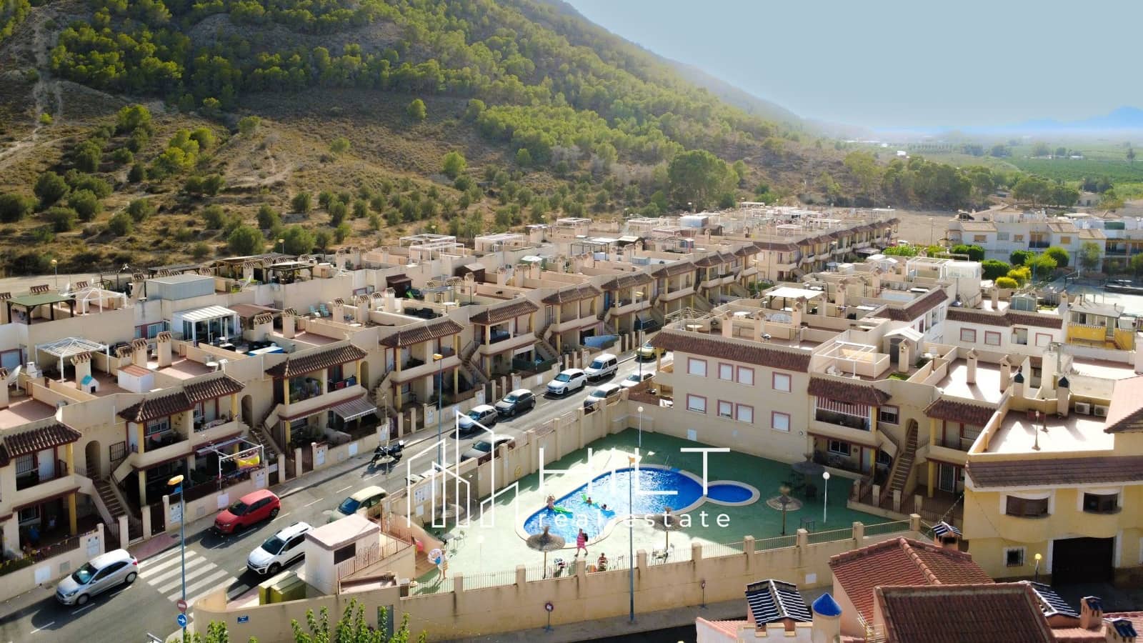 2 soveværelse Bungalow til salg i Hurchillo med swimmingpool garage - € 104.999 (Ref: 10048767)