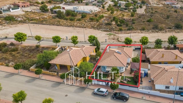 3 Zimmer Villa zu verkaufen in Fortuna mit Pool Garage - 224.999 € (Ref: 10097588)
