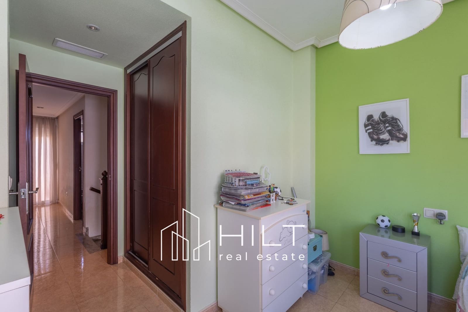 4 bedroom Villa for sale in Almoradi with garage - € 256,999 (Ref: 10170589)