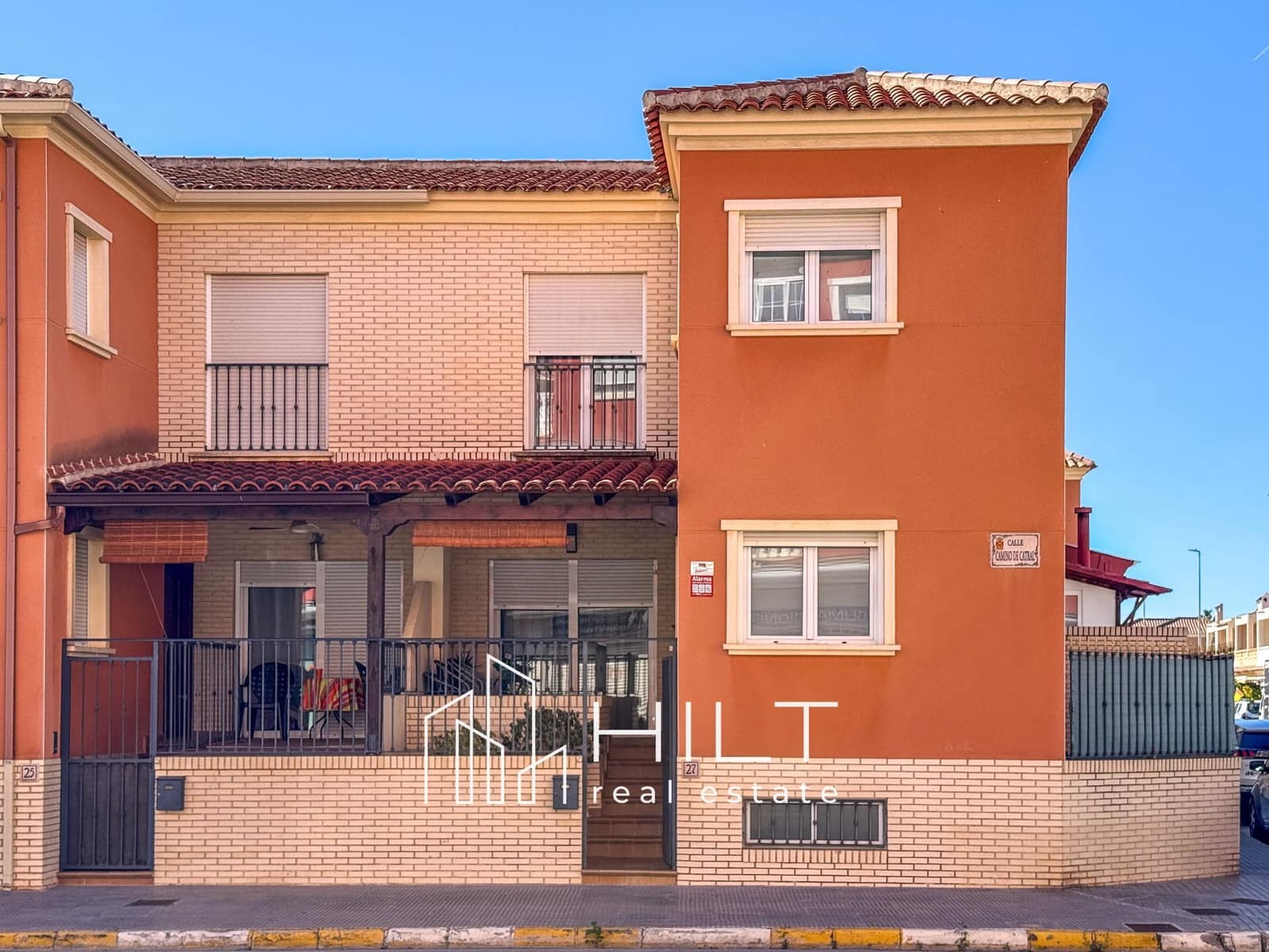 4 bedroom Villa for sale in Almoradi with garage - € 256,999 (Ref: 10170589)