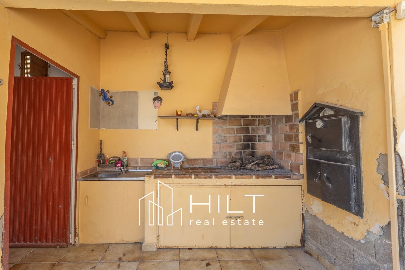 4 bedroom Villa for sale in Fortuna with pool garage - € 334,999 (Ref: 10176379)