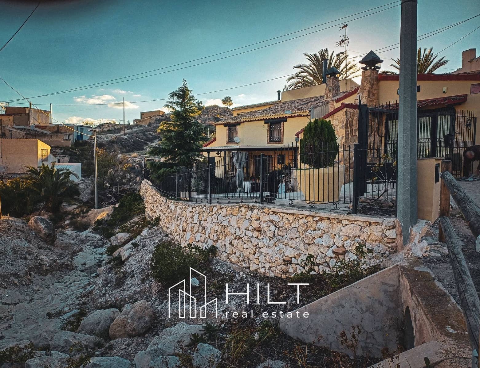 5 sovrum Villa till salu i Fortuna med pool - 198 999 € (Ref: 8757307)