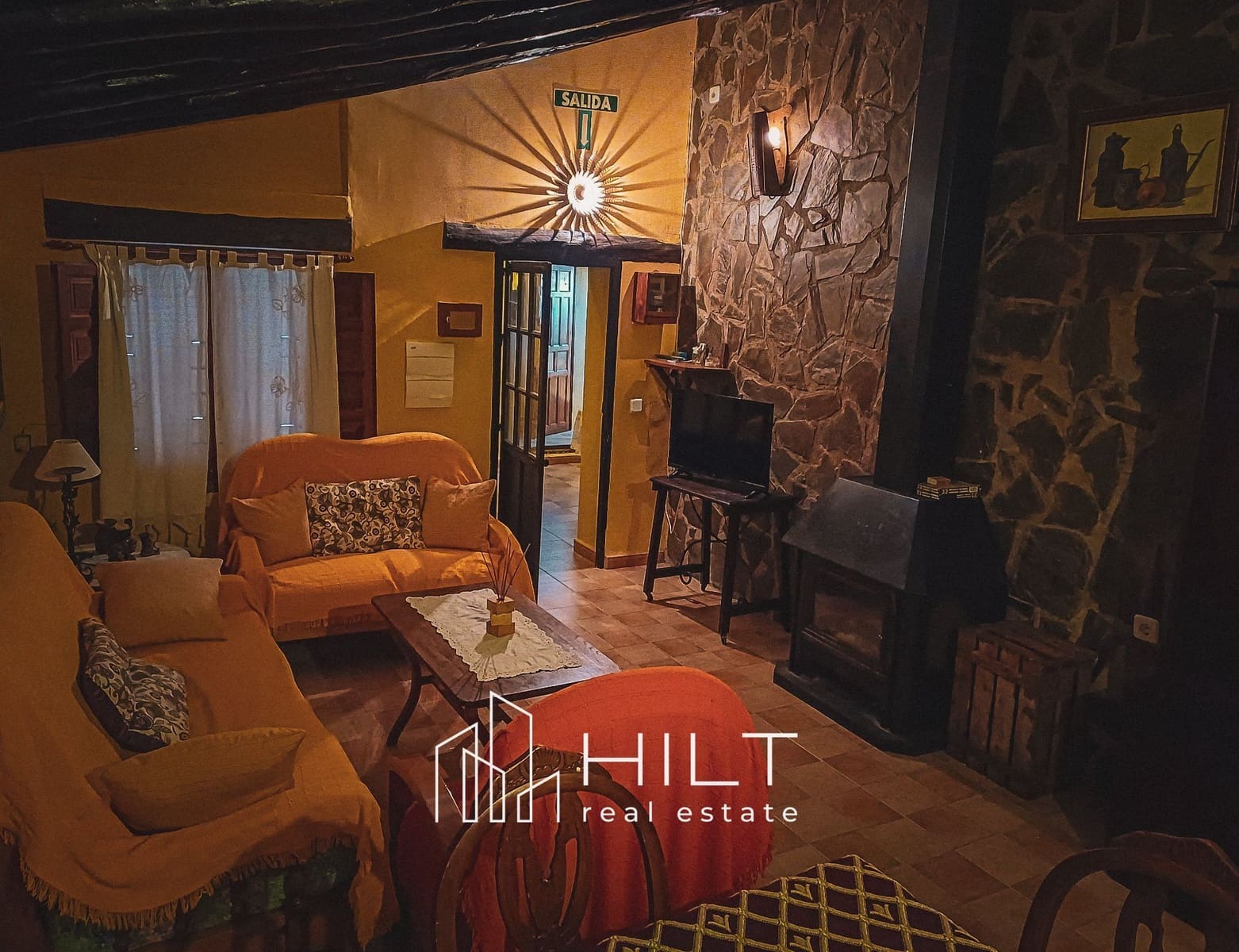 5 sovrum Villa till salu i Fortuna med pool - 198 999 € (Ref: 8757307)