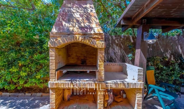 6 soveværelse Villa til salg i Torrevieja med swimmingpool garage - € 949.999 (Ref: 8805693)