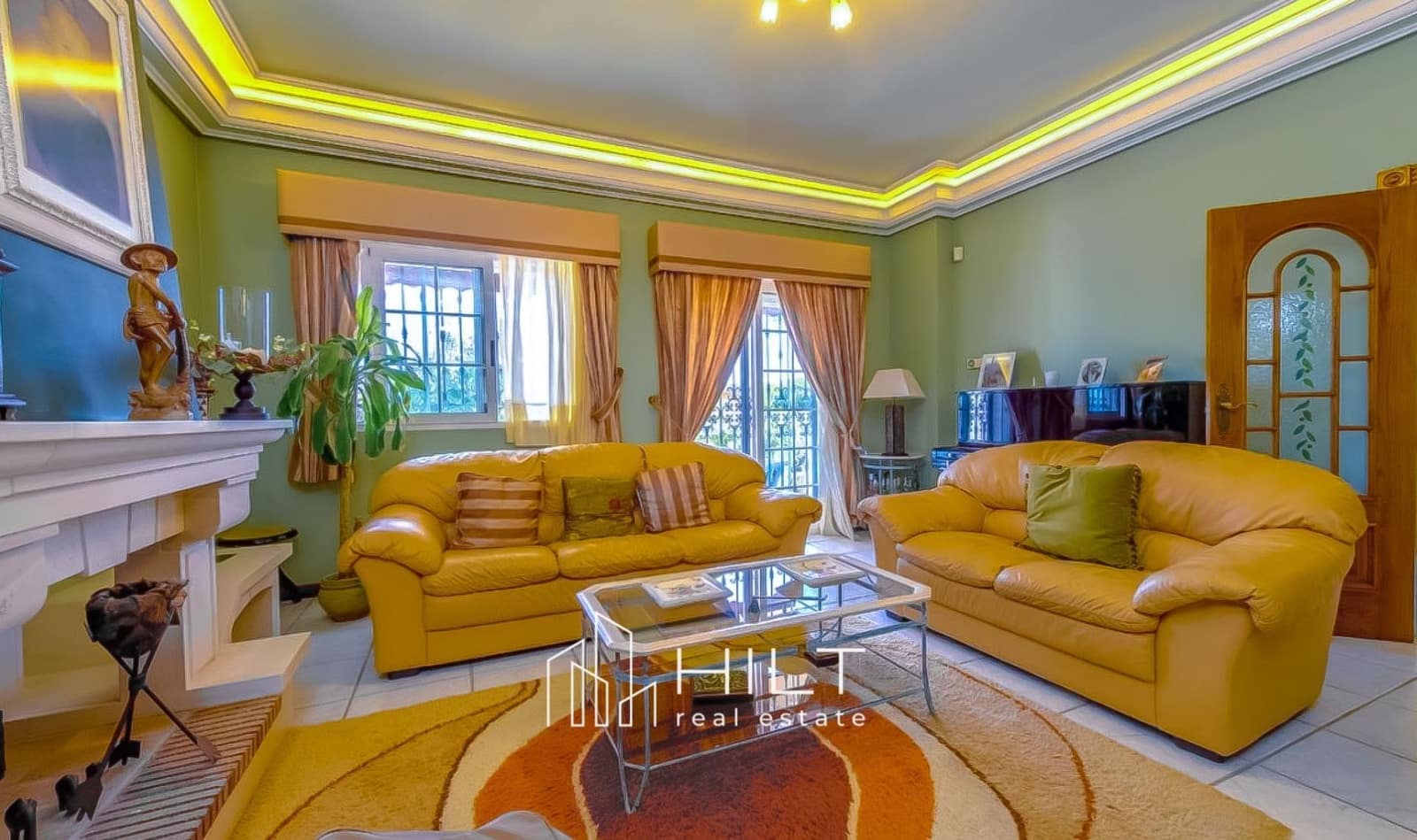 6 soveværelse Villa til salg i Torrevieja med swimmingpool garage - € 949.999 (Ref: 8805693)