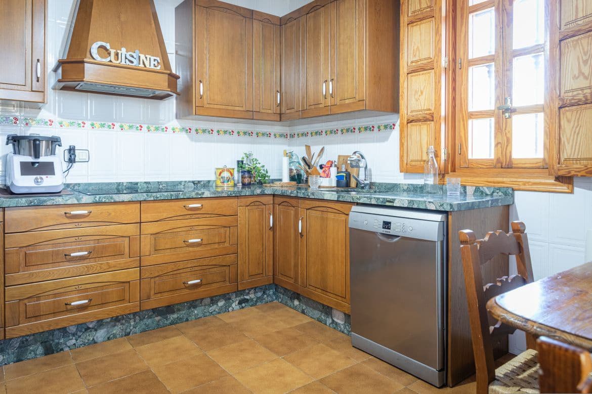 5 soveværelse Villa til salg i Fortuna med swimmingpool garage - € 494.999 (Ref: 8824601)