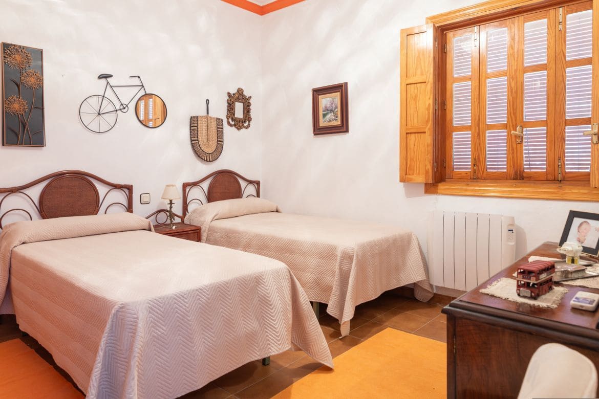 5 soveværelse Villa til salg i Fortuna med swimmingpool garage - € 494.999 (Ref: 8824601)