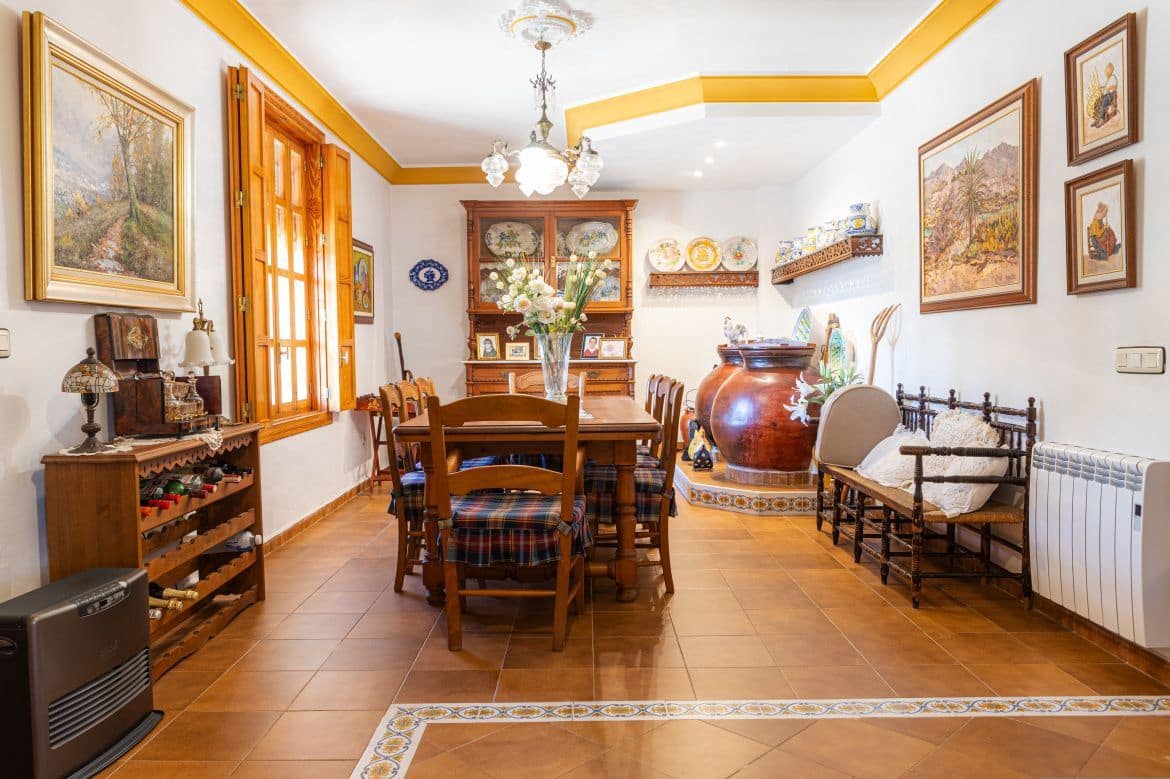 5 soveværelse Villa til salg i Fortuna med swimmingpool garage - € 494.999 (Ref: 8824601)