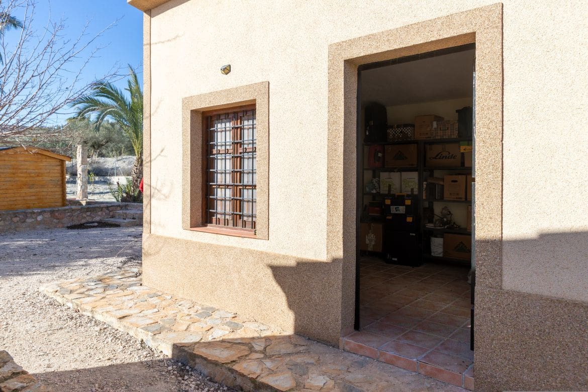 5 soveværelse Villa til salg i Fortuna med swimmingpool garage - € 494.999 (Ref: 8824601)