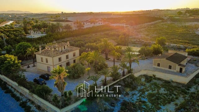 5 slaapkamer Villa te koop in Fortuna met zwembad garage - € 494.999 (Ref: 8824601)