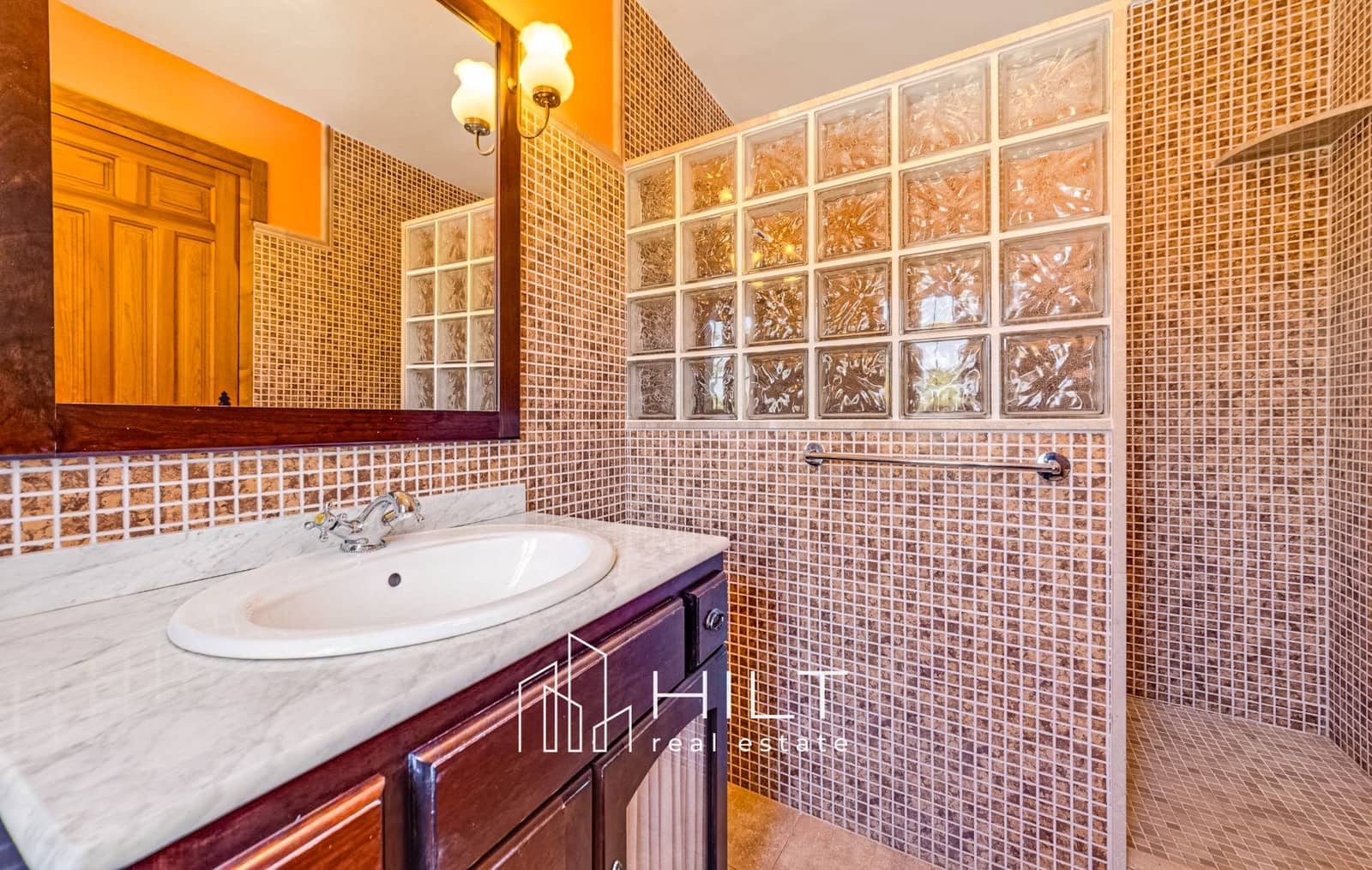 4 soveværelse Villa til salg i Bigastro med garage - € 474.999 (Ref: 8838273)