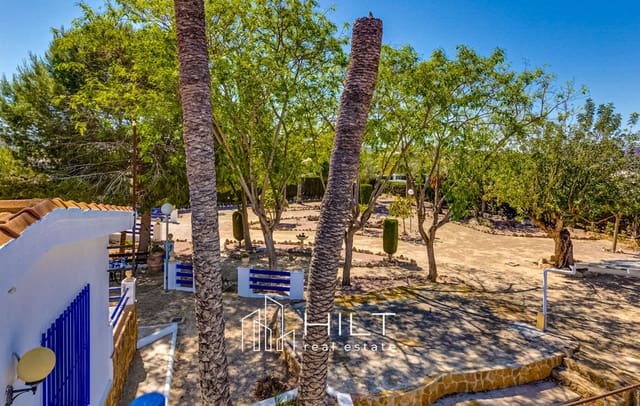 4 soverom Villa til salgs i Bigastro med garasje - € 474 999 (Ref: 8838273)