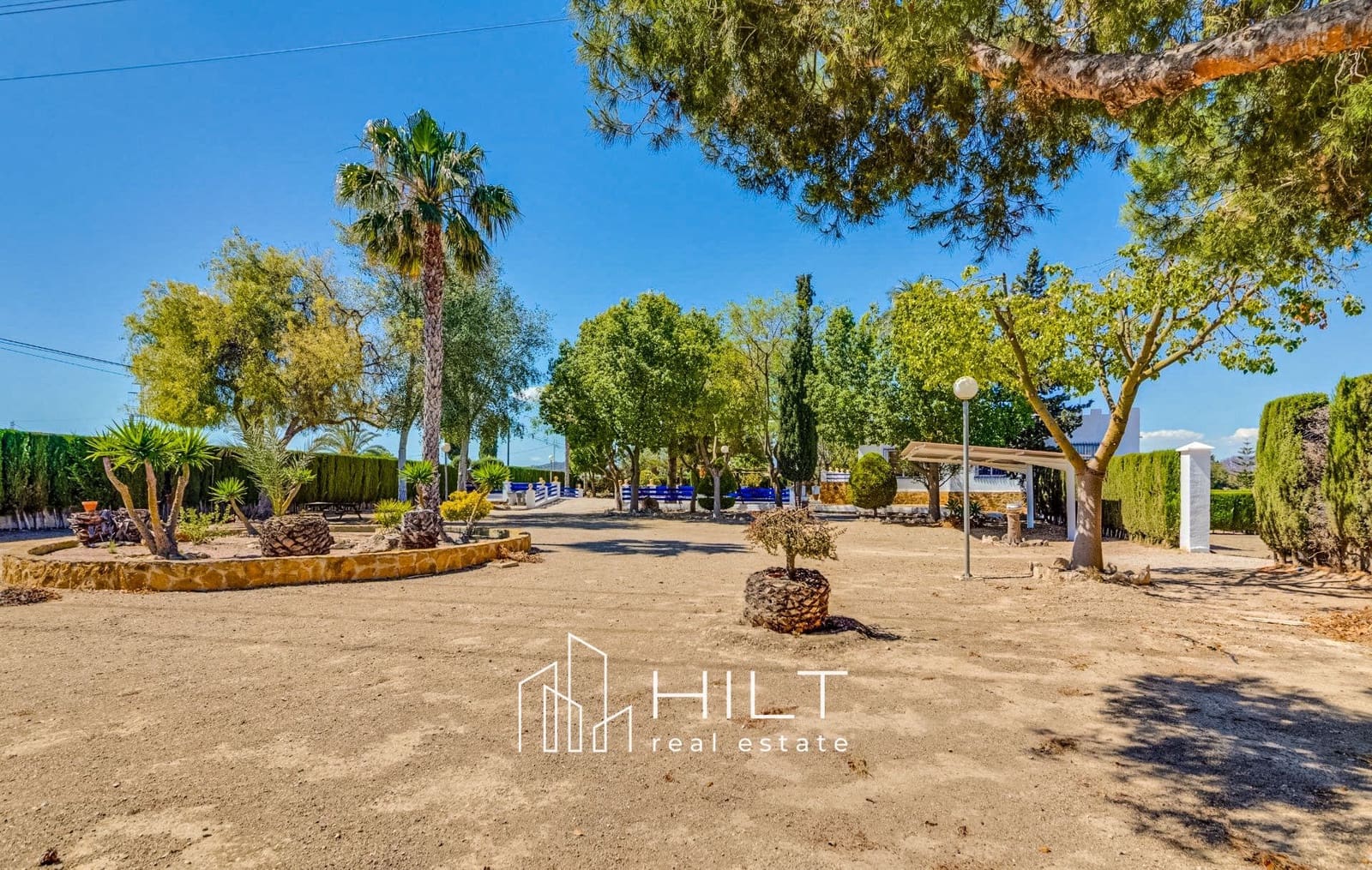 4 soveværelse Villa til salg i Bigastro med garage - € 474.999 (Ref: 8838273)