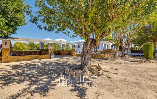 4 soverom Villa til salgs i Bigastro med garasje - € 474 999 (Ref: 8838273)