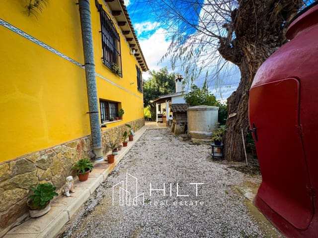 4 soveværelse Villa til salg i Orihuela med garage - € 358.999 (Ref: 8864509)