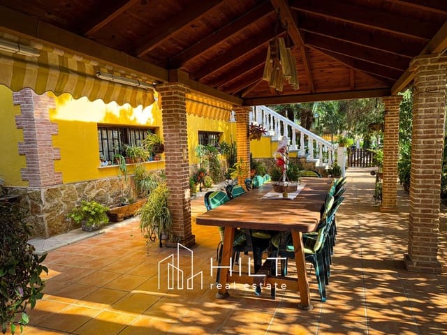 4 soveværelse Villa til salg i Orihuela med garage - € 358.999 (Ref: 8864509)