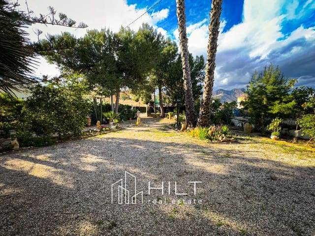 4 soveværelse Villa til salg i Orihuela med garage - € 358.999 (Ref: 8864509)