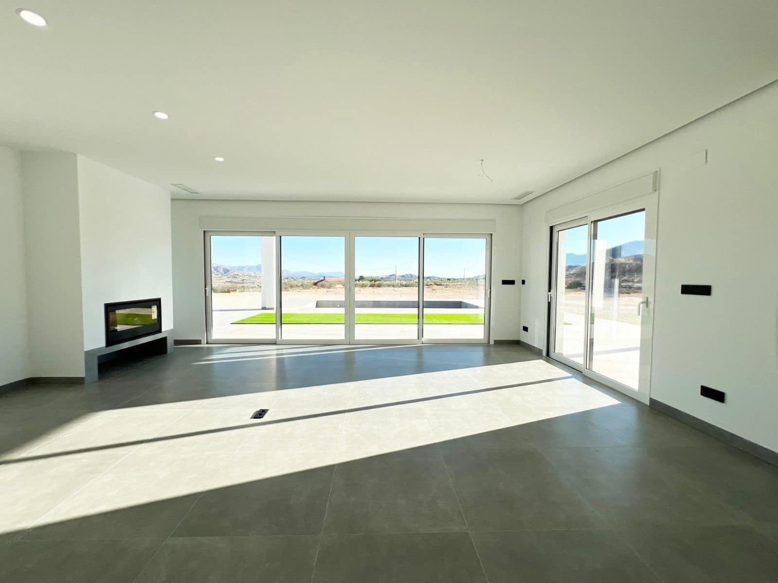 3 bedroom Villa for sale in La Romana with pool - € 470,000 (Ref: 8894420)