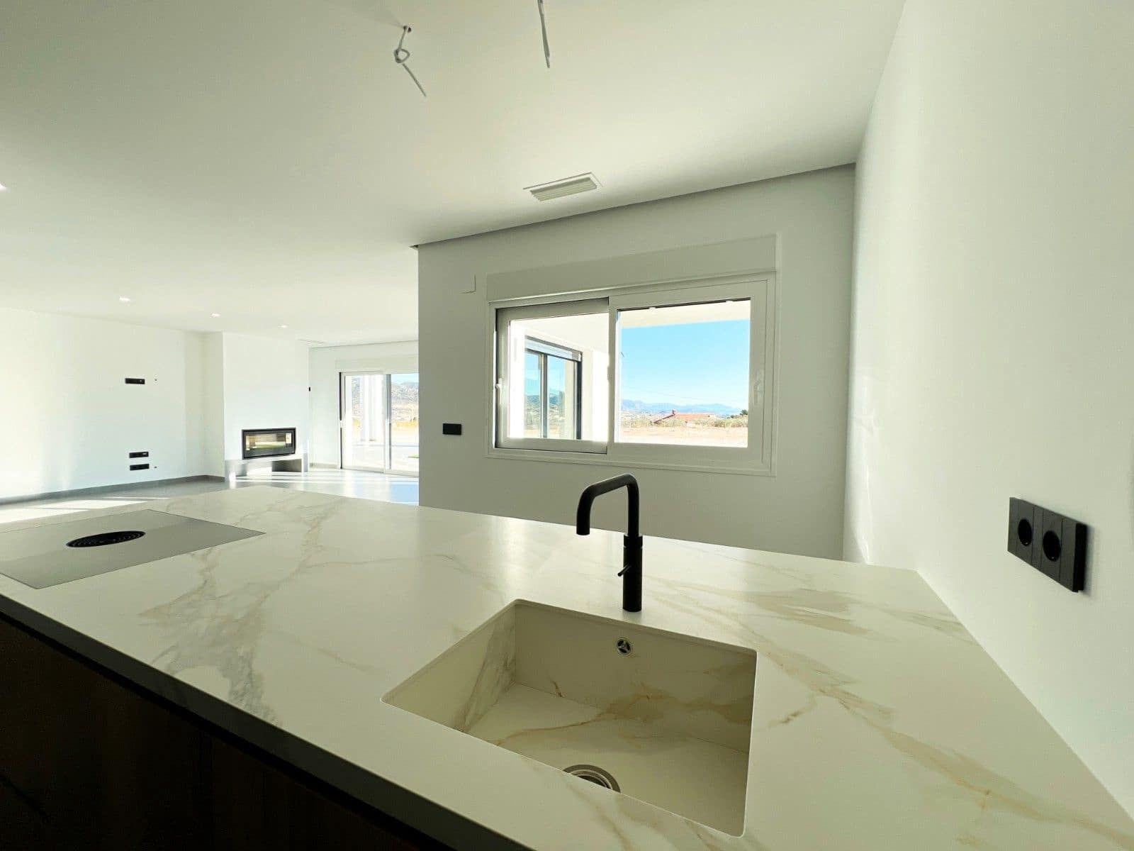 3 bedroom Villa for sale in La Romana with pool - € 470,000 (Ref: 8894420)