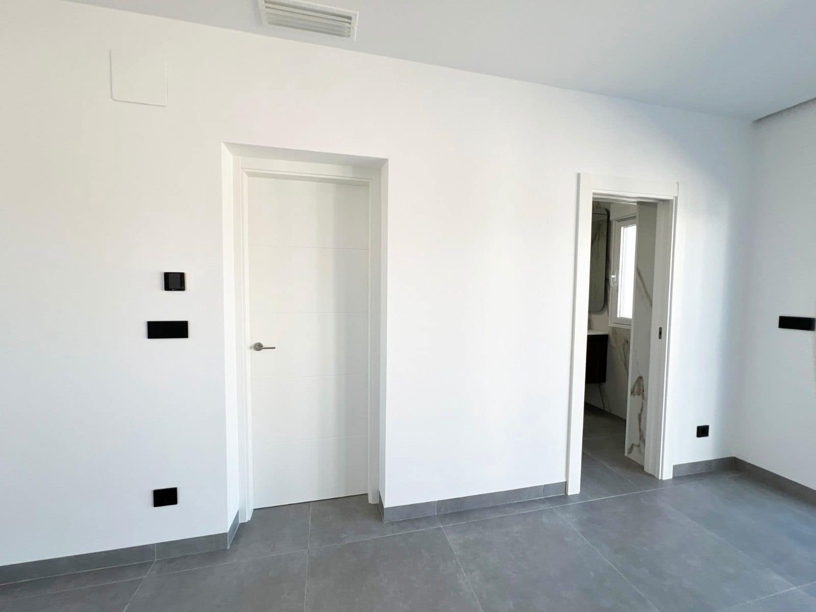 3 bedroom Villa for sale in La Romana with pool - € 470,000 (Ref: 8894420)