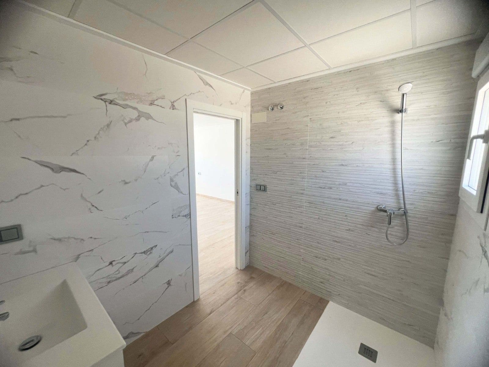 3 bedroom Villa for sale in Pinoso with pool - € 350,000 (Ref: 8894426)