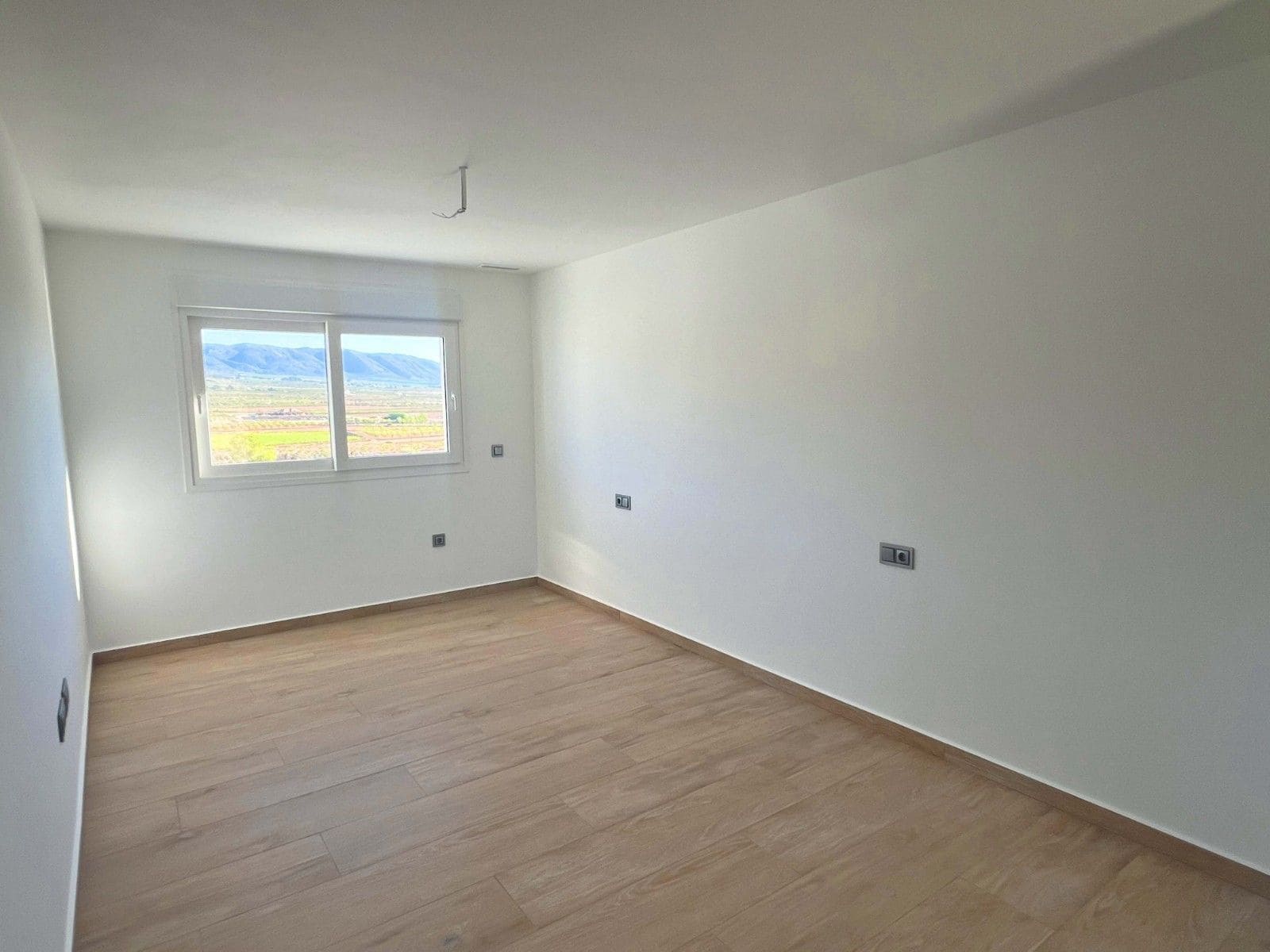 3 bedroom Villa for sale in Pinoso with pool - € 350,000 (Ref: 8894426)