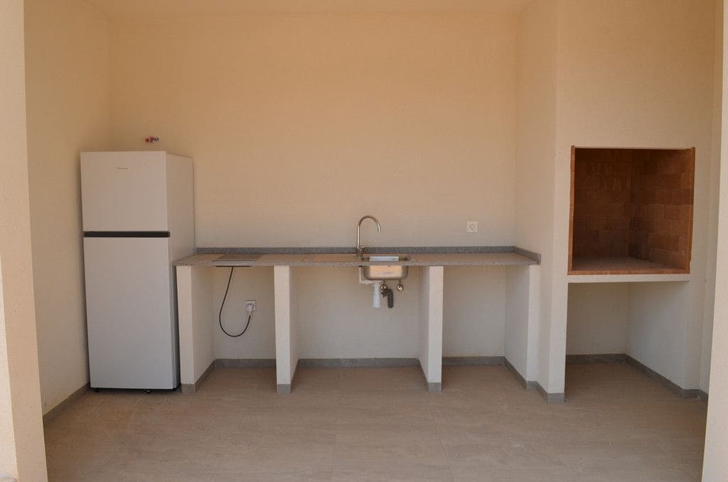 4 bedroom Villa for sale in Pinoso with pool garage - € 505,000 (Ref: 8894435)