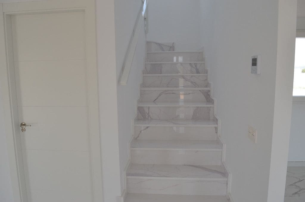 4 bedroom Villa for sale in Pinoso with pool garage - € 505,000 (Ref: 8894435)