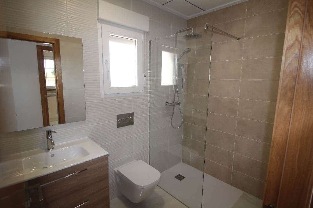 3 bedroom Villa for sale in Pinoso with pool garage - € 449,000 (Ref: 8894436)