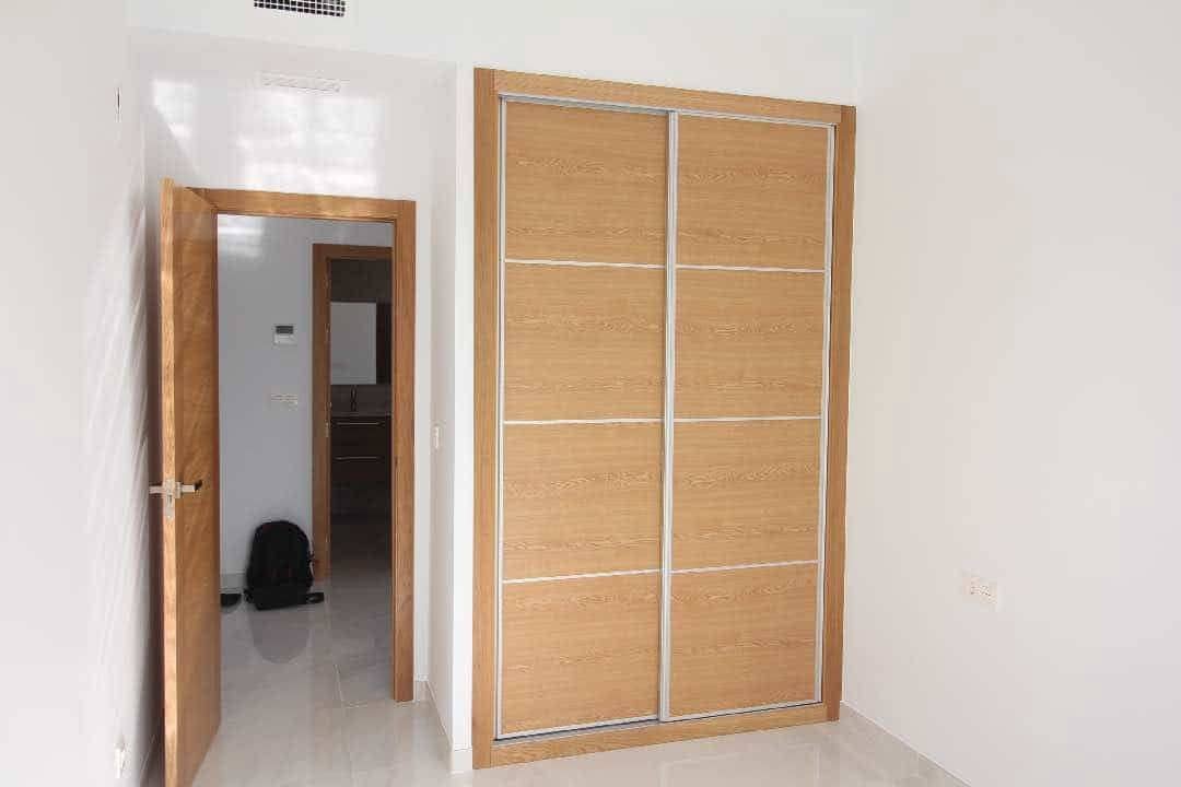 3 sypialnia Willa na sprzedaż w Pinoso z basenem garażem - 449 000 € (Ref: 8894436)