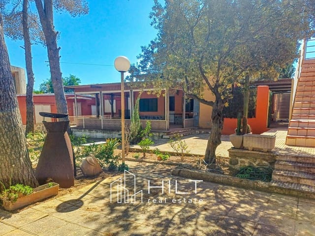 4 makuuhuone Huvila myytävänä paikassa Fortuna mukana 
autotalli - 184 999 € (Ref: 9020561)