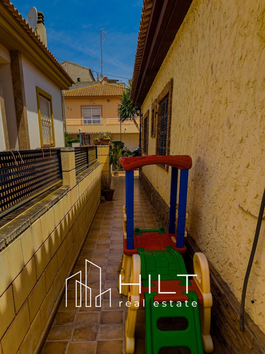 3 soveværelse Villa til salg i Bigastro med garage - € 224.999 (Ref: 9029402)