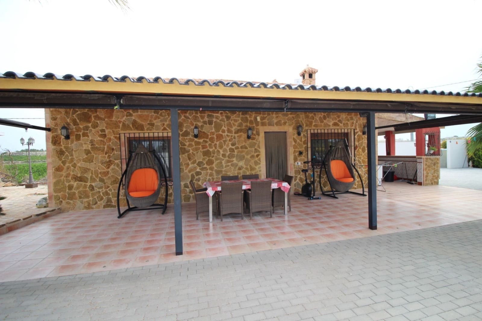 3 sypialnia Willa na sprzedaż w Fortuna z basenem garażem - 199 998 € (Ref: 9077786)