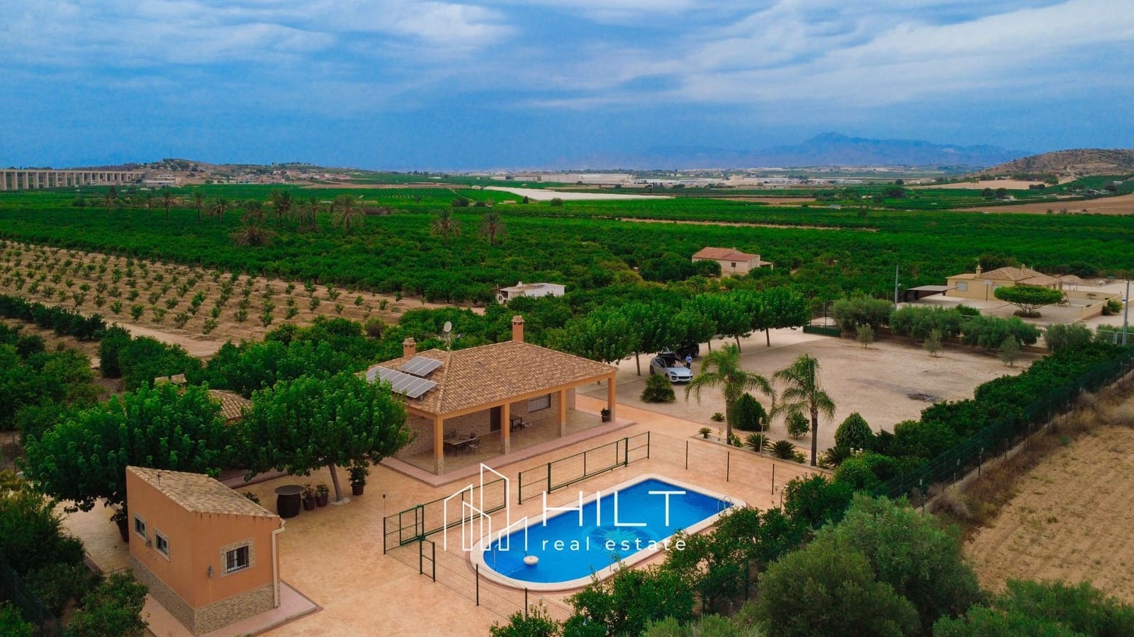 2 soveværelse Villa til salg i Orihuela med swimmingpool garage - € 319.999 (Ref: 9160801)