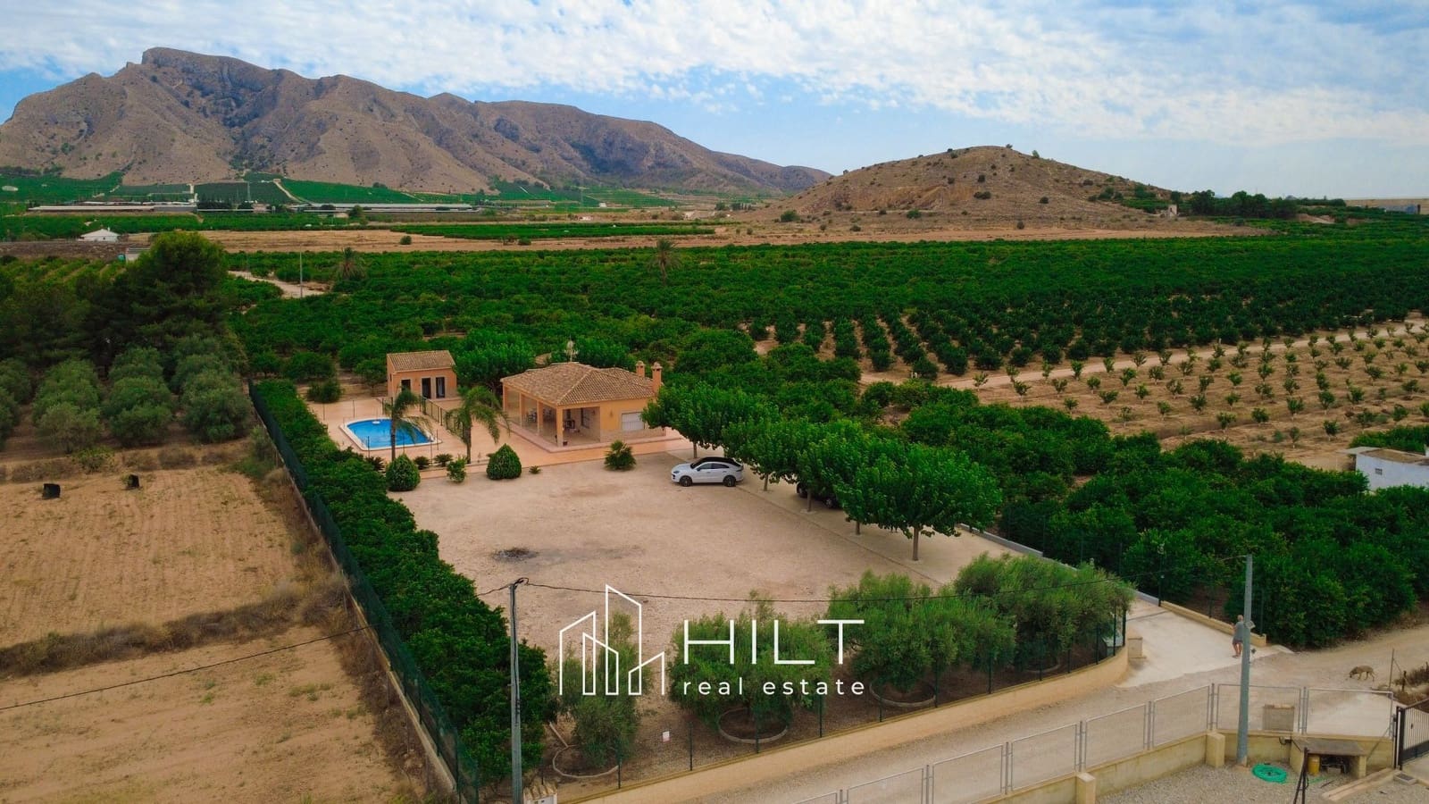 2 soveværelse Villa til salg i Orihuela med swimmingpool garage - € 319.999 (Ref: 9160801)