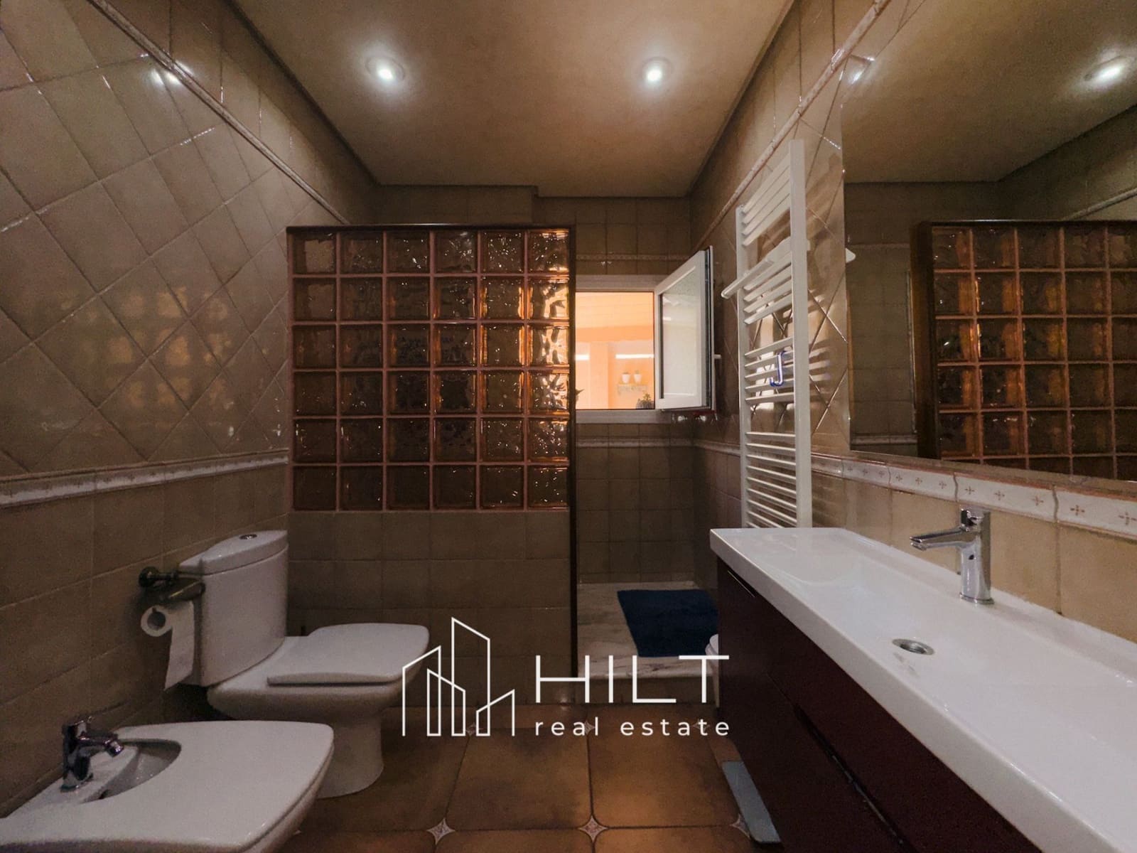 6 bedroom Villa for sale in Bigastro with garage - € 499,999 (Ref: 9165522)