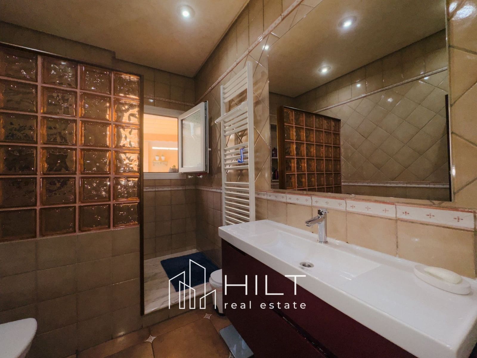 6 bedroom Villa for sale in Bigastro with garage - € 499,999 (Ref: 9165522)