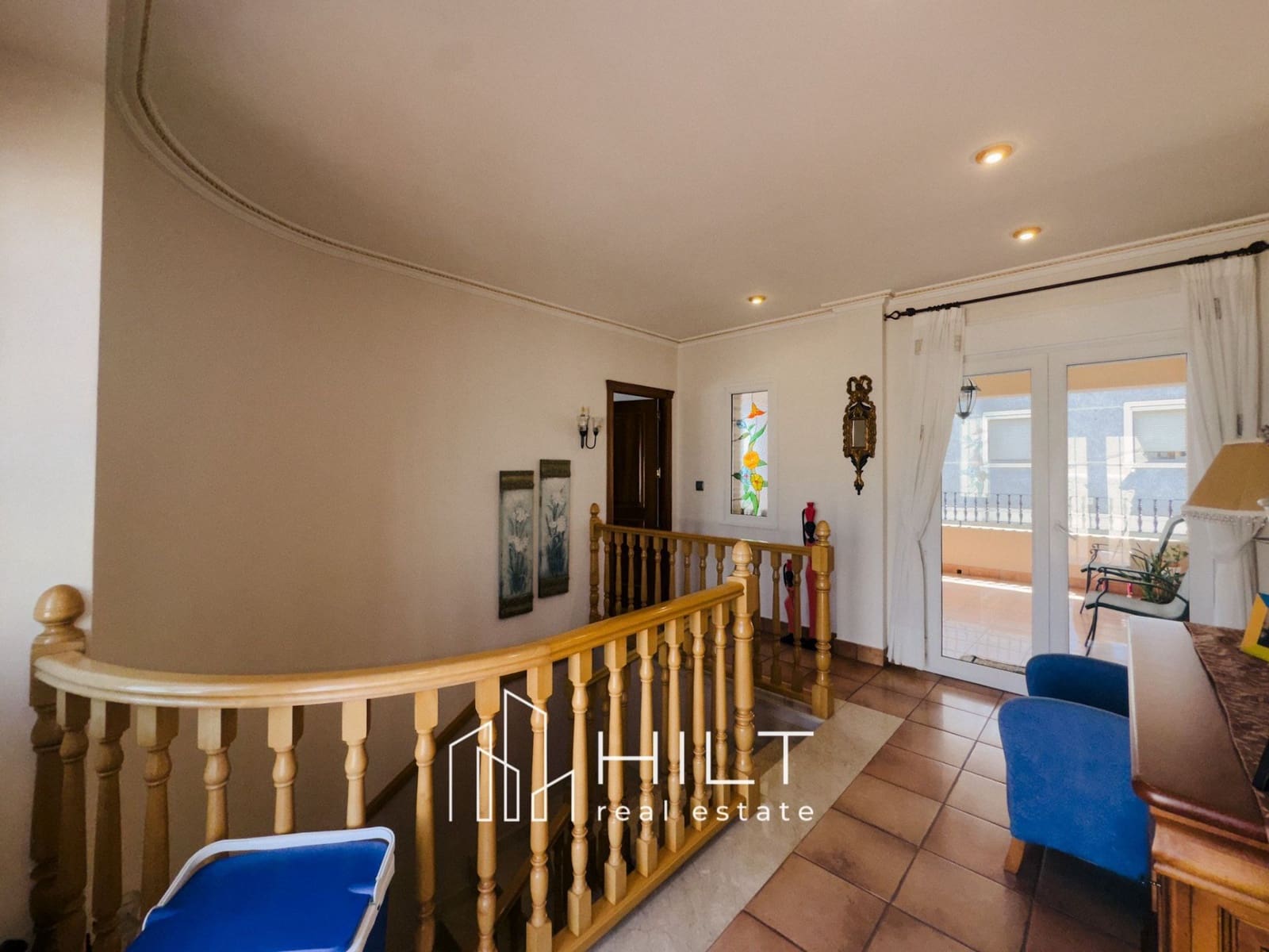 6 bedroom Villa for sale in Bigastro with garage - € 499,999 (Ref: 9165522)